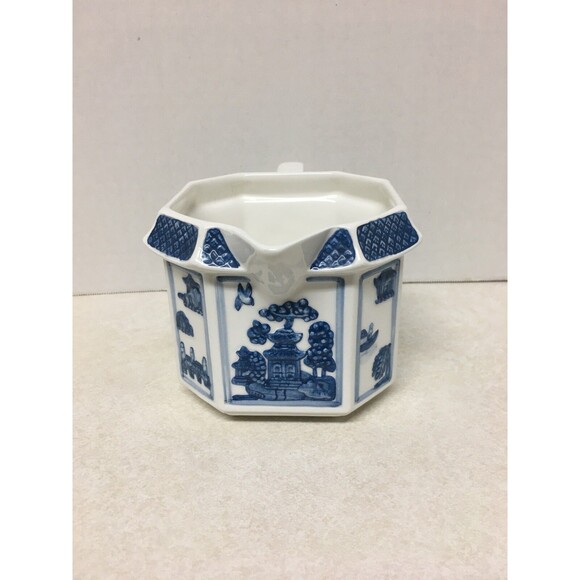 Willow Blue Collectables By Christopher Johnson England Series 9 Creamer - Picture 2 of 10
